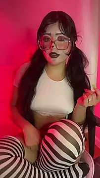 MiuMiuDolly Show in webcam