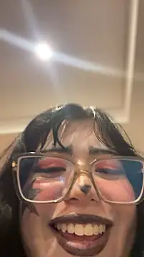 MiuMiuDolly Show in webcam