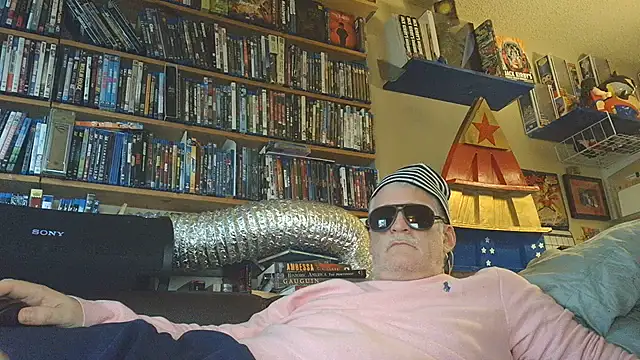 overmydadbody222 – webcam-show
