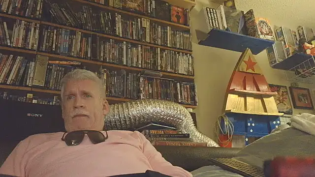 overmydadbody222 webcam show