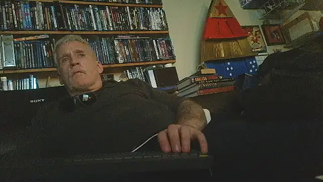 overmydadbody222: вебкам-шоу