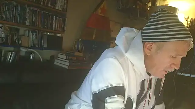 Вебкам-шоу overmydadbody222