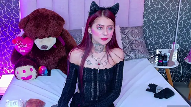 Antonella_Escudero Webcamshow