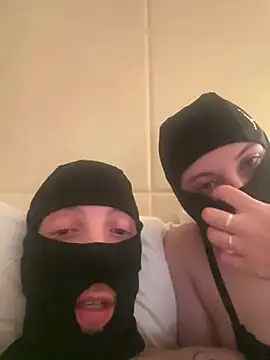 Masked_secrets69 Webcam Show
