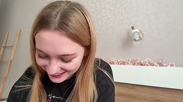 DiaThornley's Webcam Show