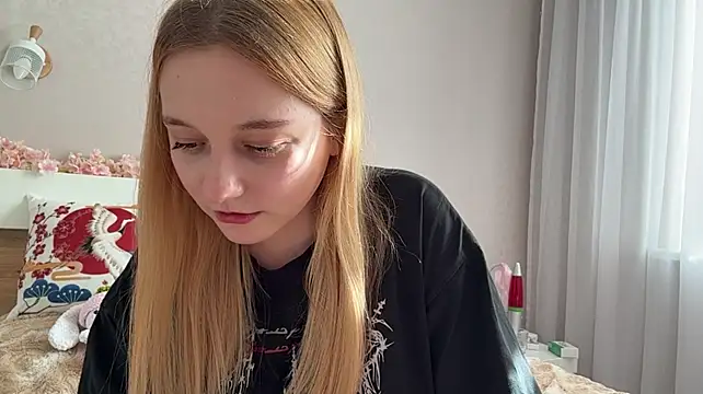 DiaThornley 网络视讯表演