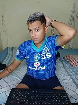 santi_0423 – webcam-show