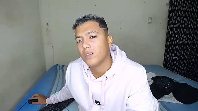 santi_0423 Webcamshow