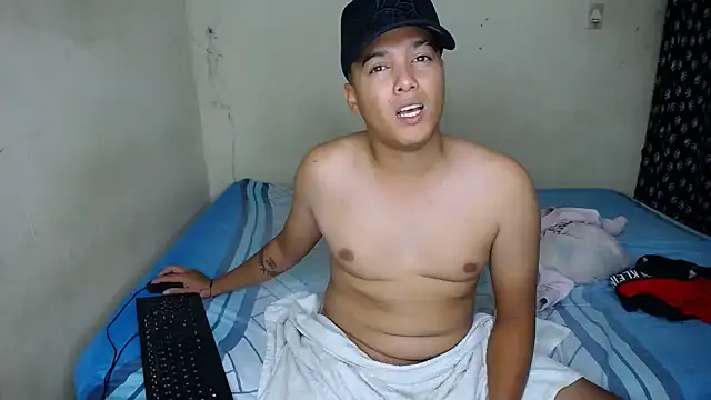 santi_0423 webcam show