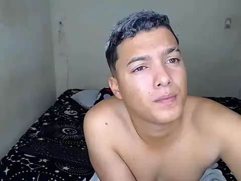 santi_0423 Webcam-Show