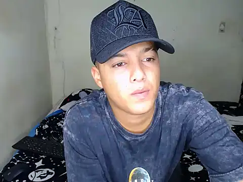 santi_0423n Webbikameraesitys