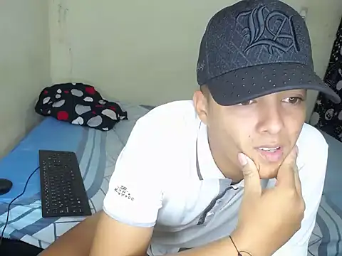 santi_0423 Show in webcam