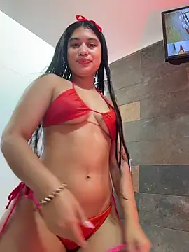 Show modela RosieChell_ na web-kameri
