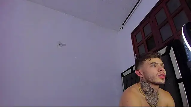zeus_eddy's Webcam Show