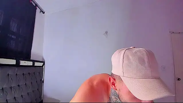 zeus_eddy's Webcam Show