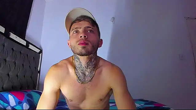zeus_eddy: вебкам-шоу