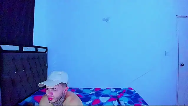 Show de webcam de zeus_eddy