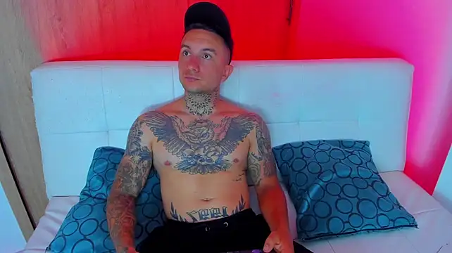 Show modela Lex_ander_ na web-kameri