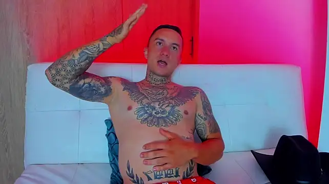 Show modela Lex_ander_ na web-kameri