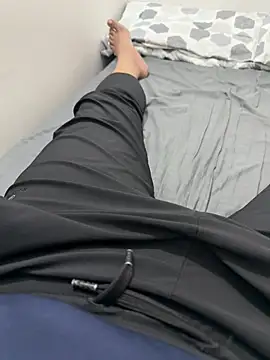 הופעת וובקאם של roamingdick_92