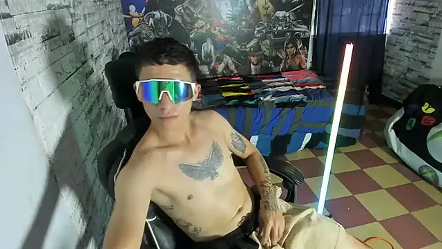 cristopher_junen Webbikameraesitys