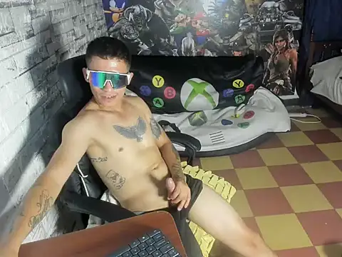 cristopher_junen Webbikameraesitys