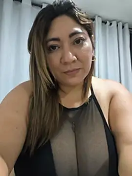 Chatroom XXX en direct de kendra_fire
