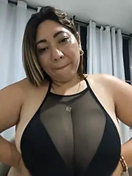 Chat +18 de kendra_fire ao vivo