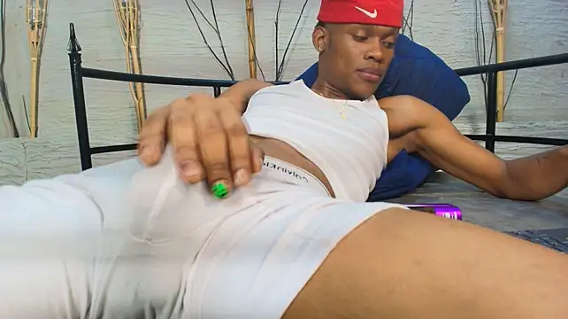 PharellBlack Webcam show