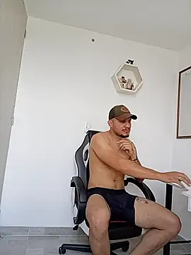 הופעת וובקאם של Josel_1994
