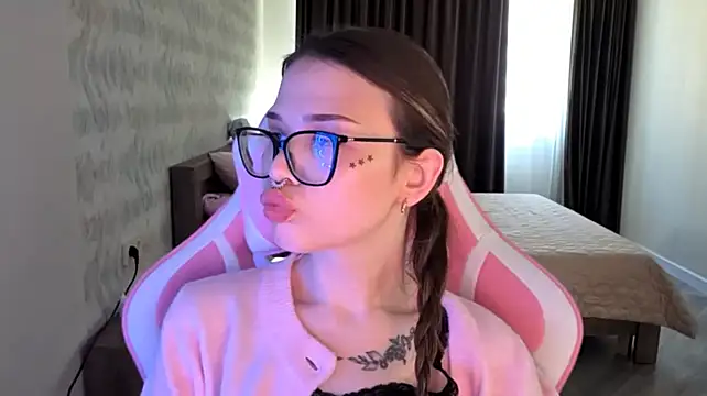 ClarisaValensuela Webcam Show
