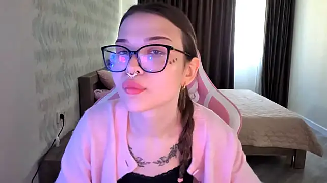 ClarisaValensuela Show in webcam