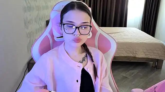 ClarisaValensuela webcam show