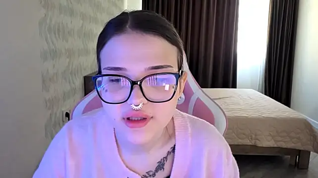 ClarisaValensuela's Webcam Show