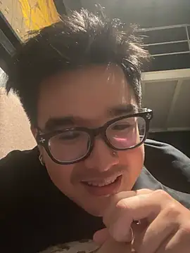 KayNguyenne Show Webcam