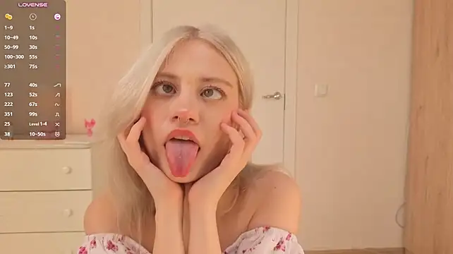 Chat +18 de Lunarr_kitten ao vivo