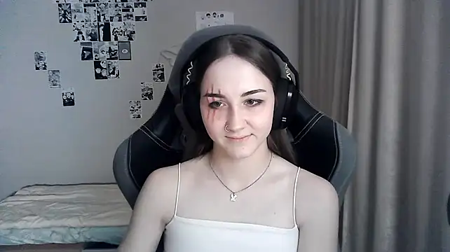 Онлайн чат XXX LoryTepe