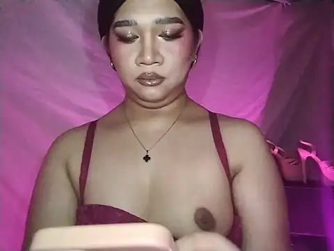 Luvcum143 网络视讯表演