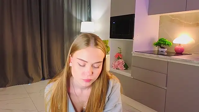 SofiDoki Show in webcam