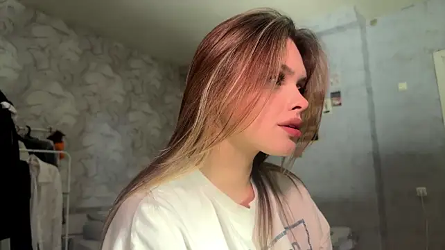 Show de ShanellHennessy na webcam