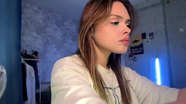 Czat XXX na żywo – ShanellHennessy