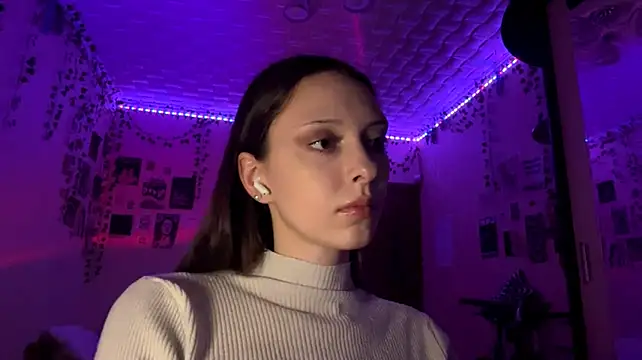 LoretaRosek's Webcam Show
