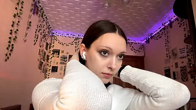 LoretaRosek's Live XXX Chat