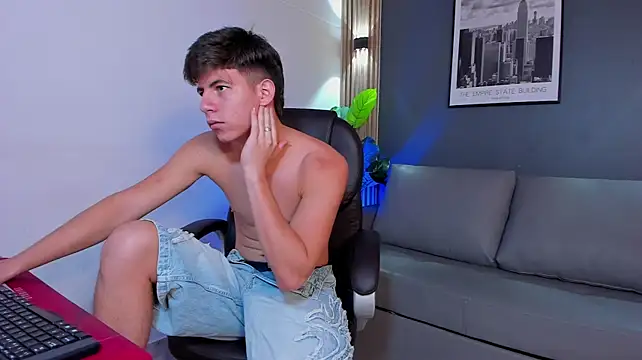 Hotboy_Wallen Шоу с уебкамера