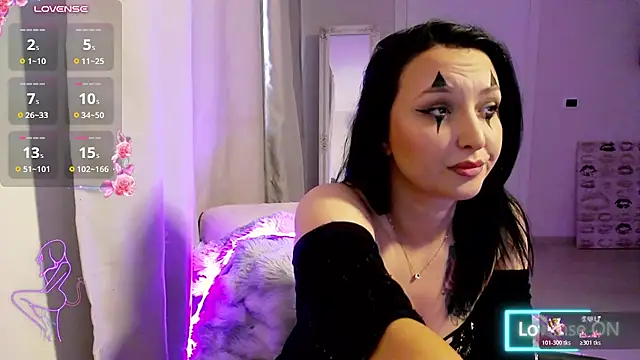 XXX chat uživo modela NicolleSins