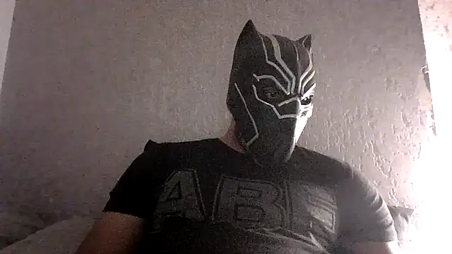 The_Panther-xn Webbikameraesitys