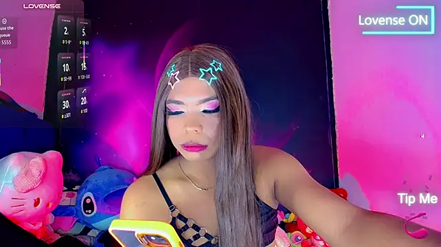 Show modela Thali_Girll21 na web-kameri