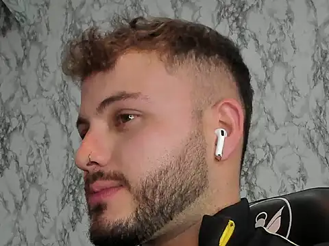Show Webcam de Hairy_cub_Salvatore