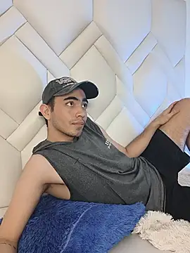 Pollenboyxxx Webcam-Show