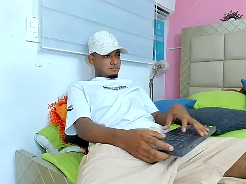 jacob_mcwhy_01n Webbikameraesitys